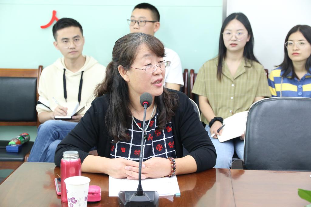 伟德体育新生入学教育——“求是”讲堂(二)